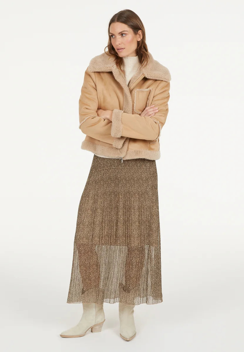 Faux fur jacket in shirt style in beige