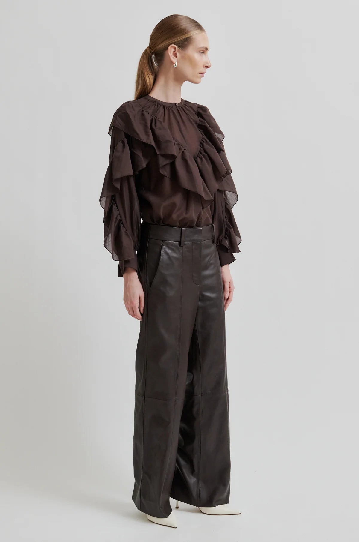 Fria Frill Blouse in plum