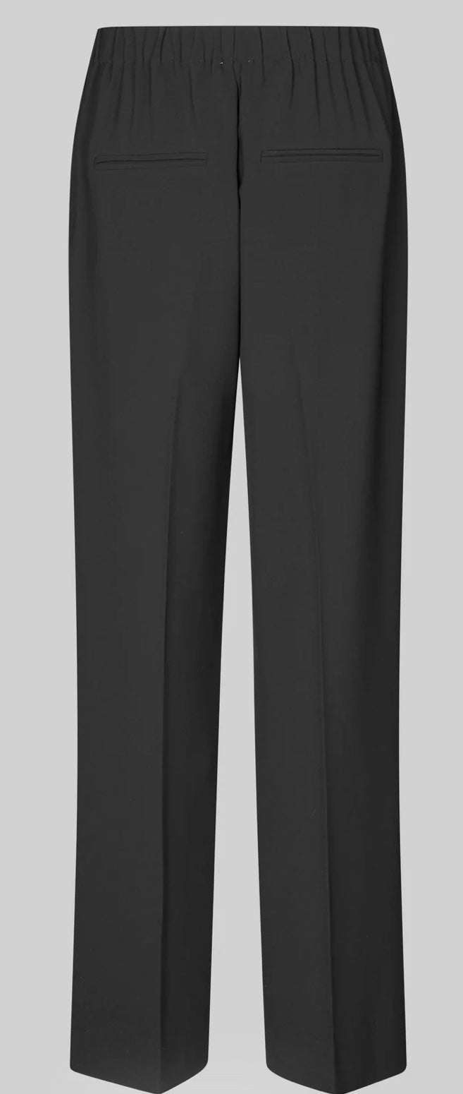 Fique Classic Trousers in black