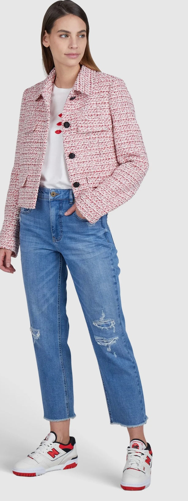 Tweed jacket with contrasting buttons