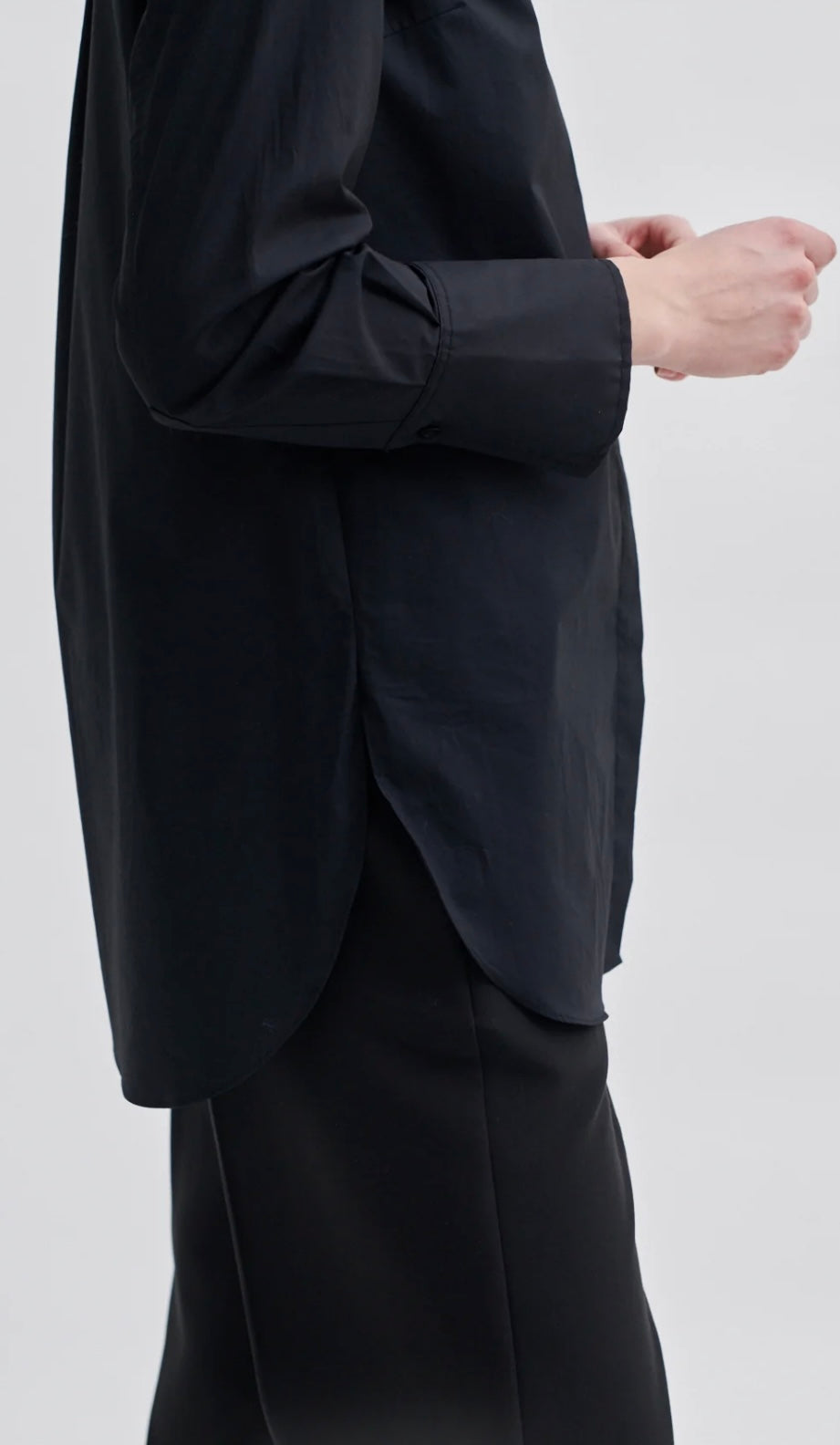 Larkin LS Classic Shirt in black