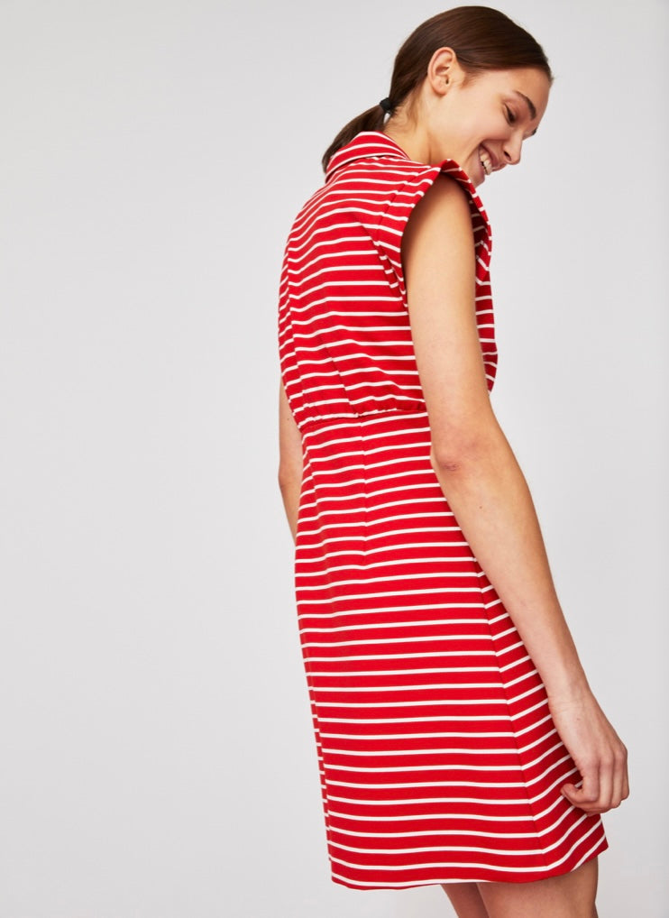 SALUBRE IN RED