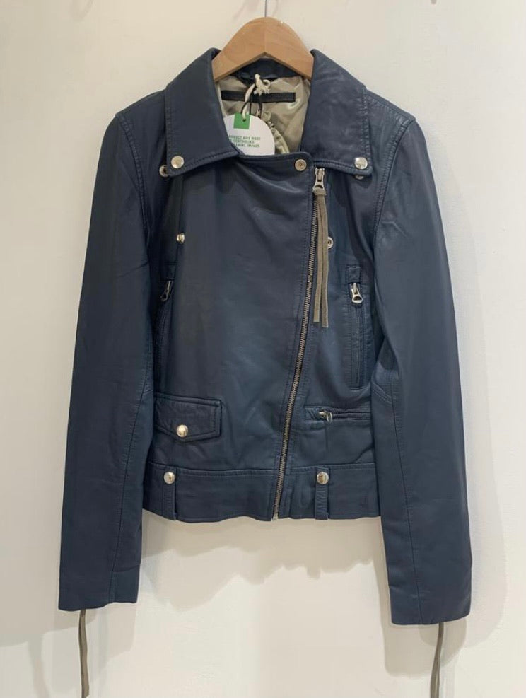 MDK Seattle thin blue night