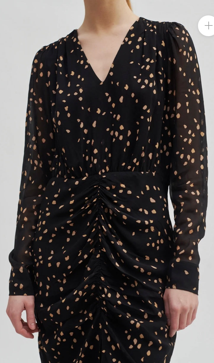 Mild Fitted Dress