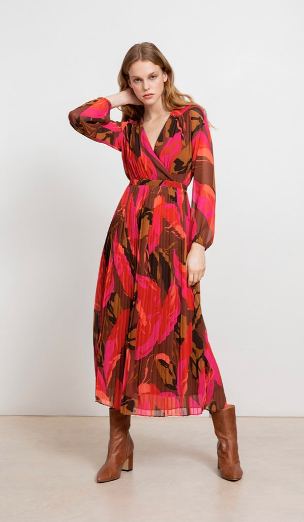 Robe Chrome