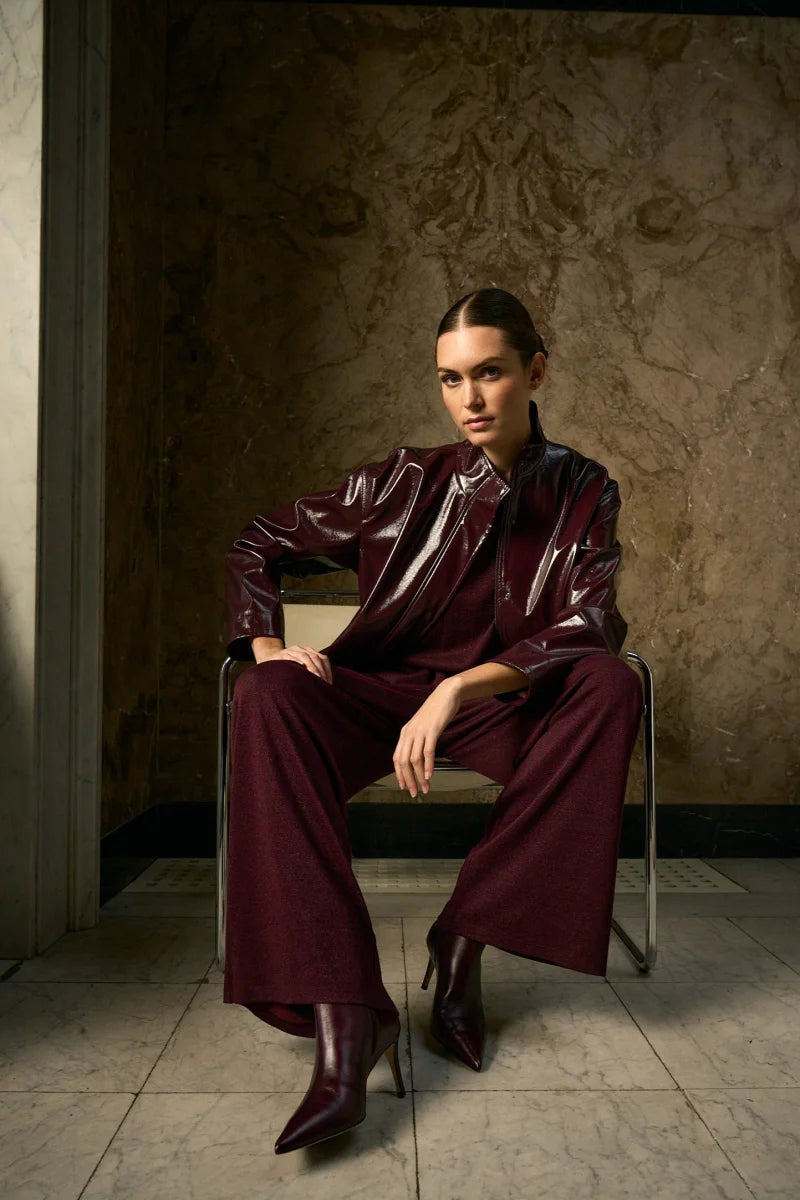 Jacket in vegan patent leather Bordeaux