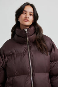 Riya Long Puffer Jacket in choclate plum
