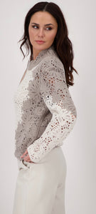 CARDIGAN WITH CORNELLY PATTERN
COLOR:Greige