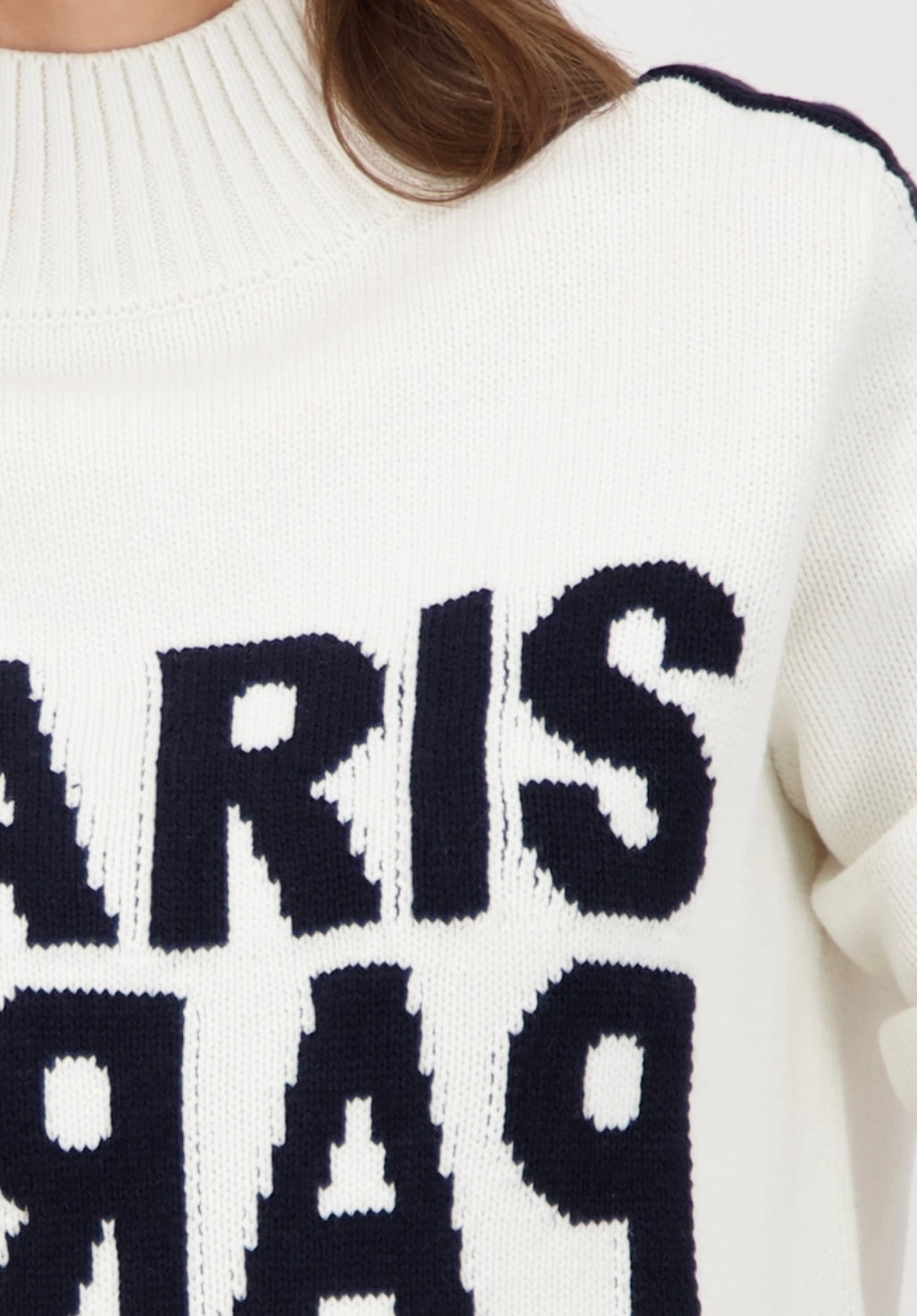 NEWLONG-SLEEVED JUMPER WITH DECORATIVE BUTTONS
COLOR:off white