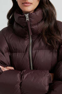 Riya Long Puffer Jacket in choclate plum