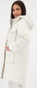 REVERSIBLE COAT
COLOR: Oat milk
