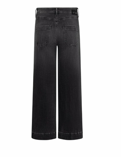Miru 6/8
Authentic Stretch Denim
207868/9373