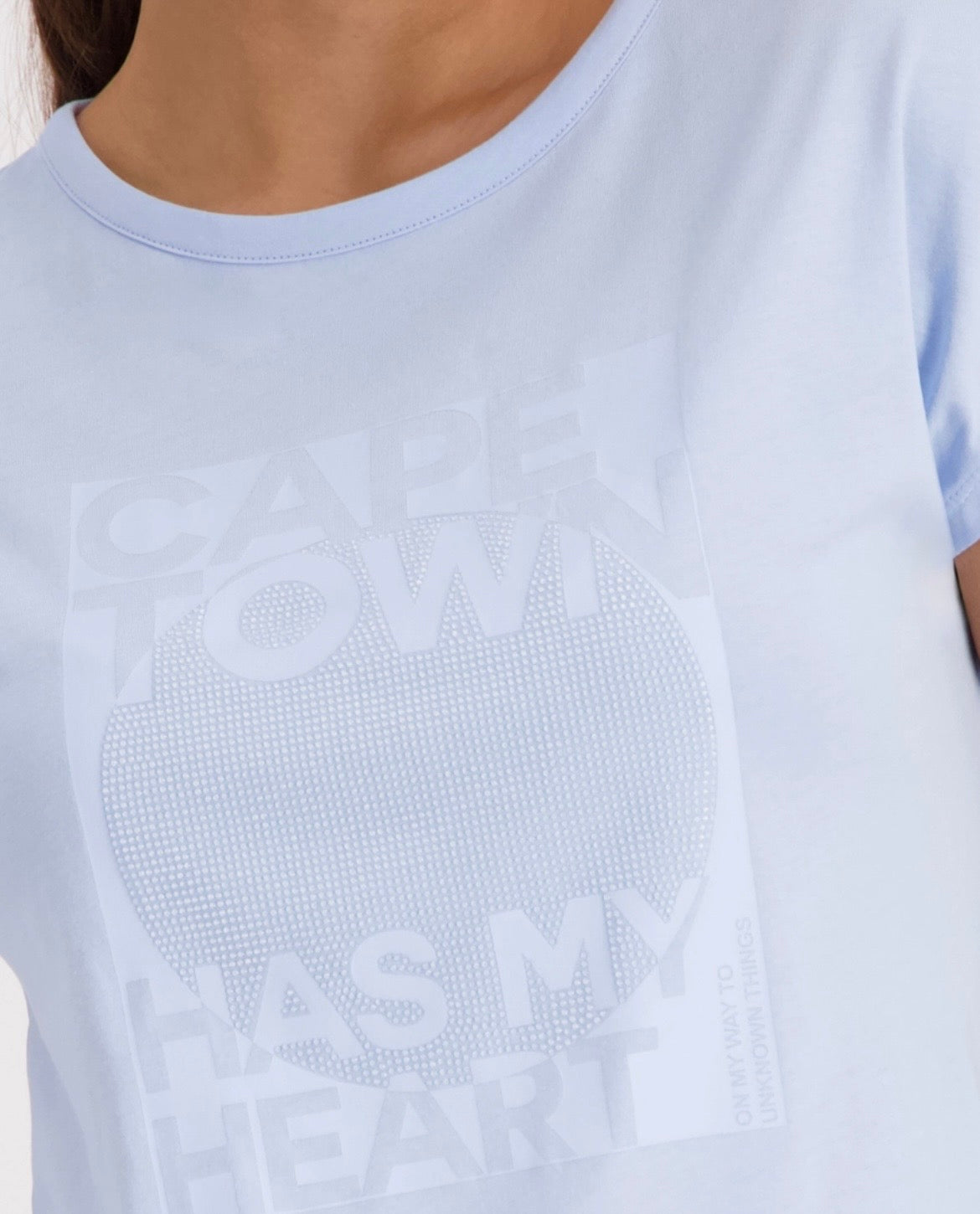 NEW T-SHIRT WITH LETTERING
COLOR:LIGHT SKY