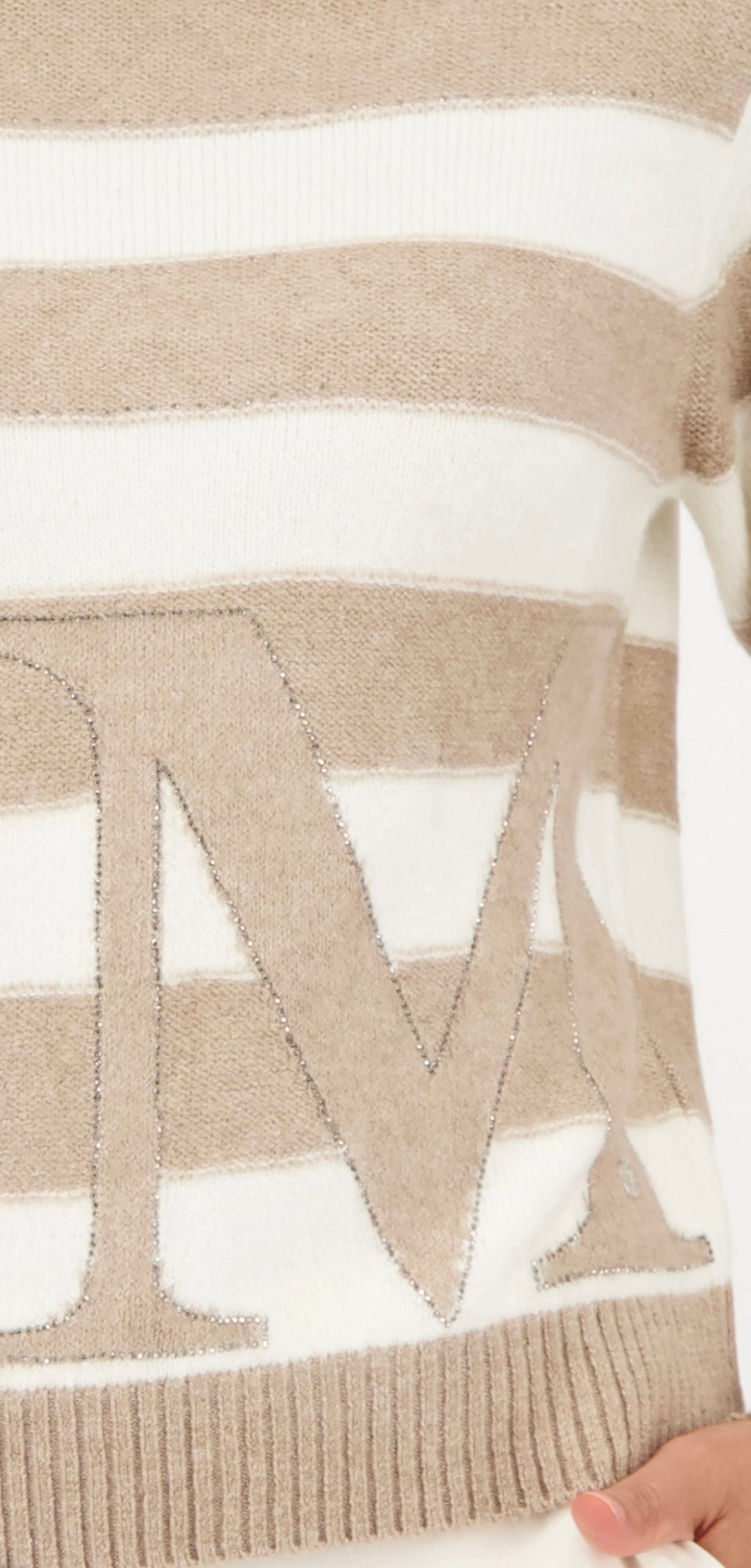 STRIPED JUMPER
COLOR: Truffle stripes