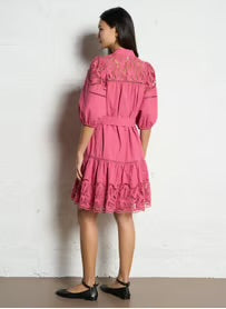 Suncoo
Short lace belted dress - Pink – CATY