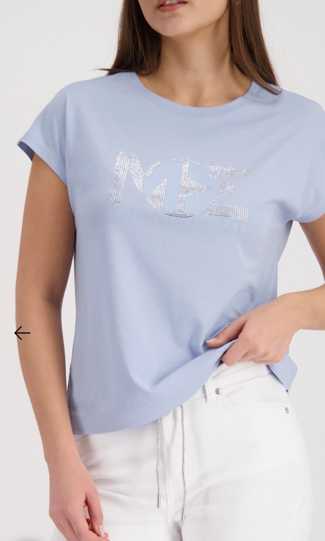 T-SHIRT WITH RHINESTONES
COLOR: Seaside