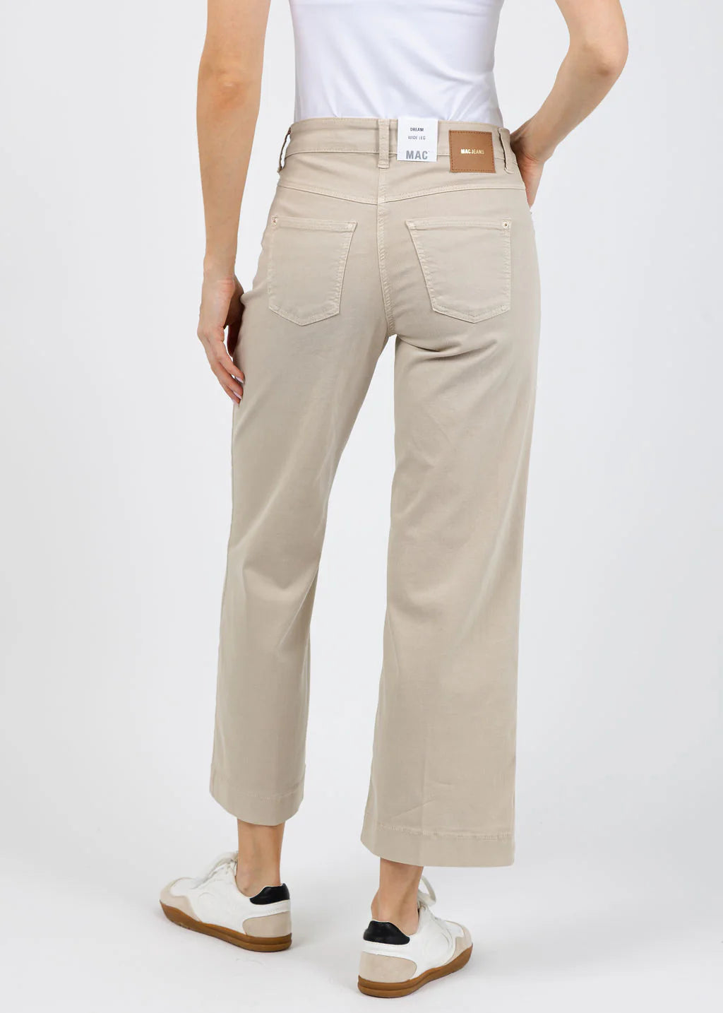 MAC
Dream Wide Crop Wonderlight Jeans - Smoothly Beige