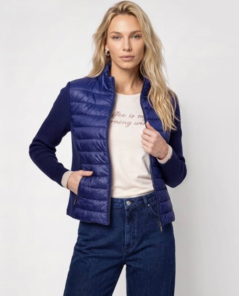 Monari Quilted Jacket
With Knitted Sleeves in navy