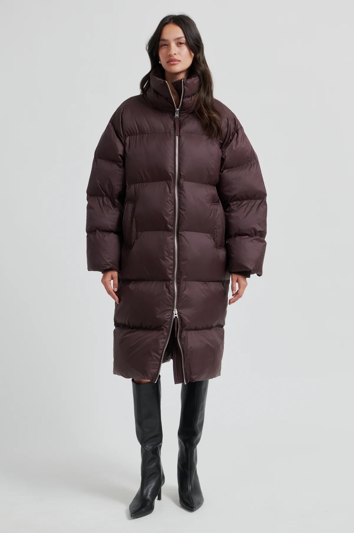 Riya Long Puffer Jacket in choclate plum