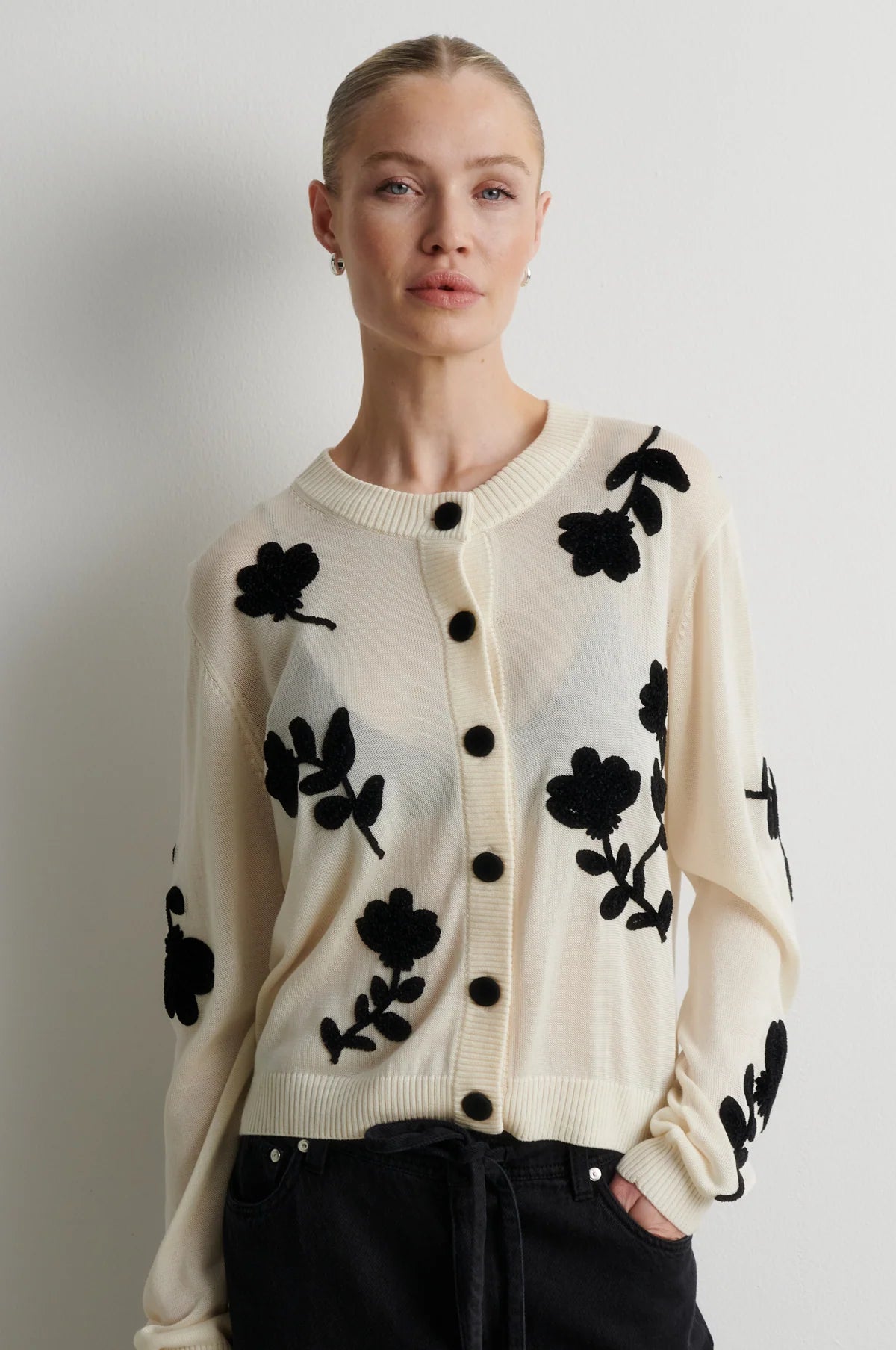 Yota Knit Cardigan