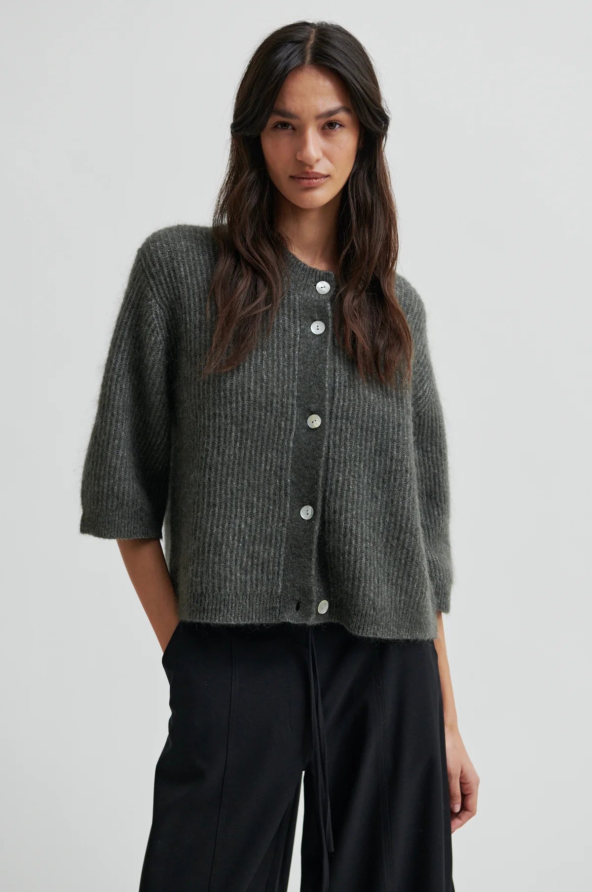 Andrea Knit Rib Cardigan in Beluga