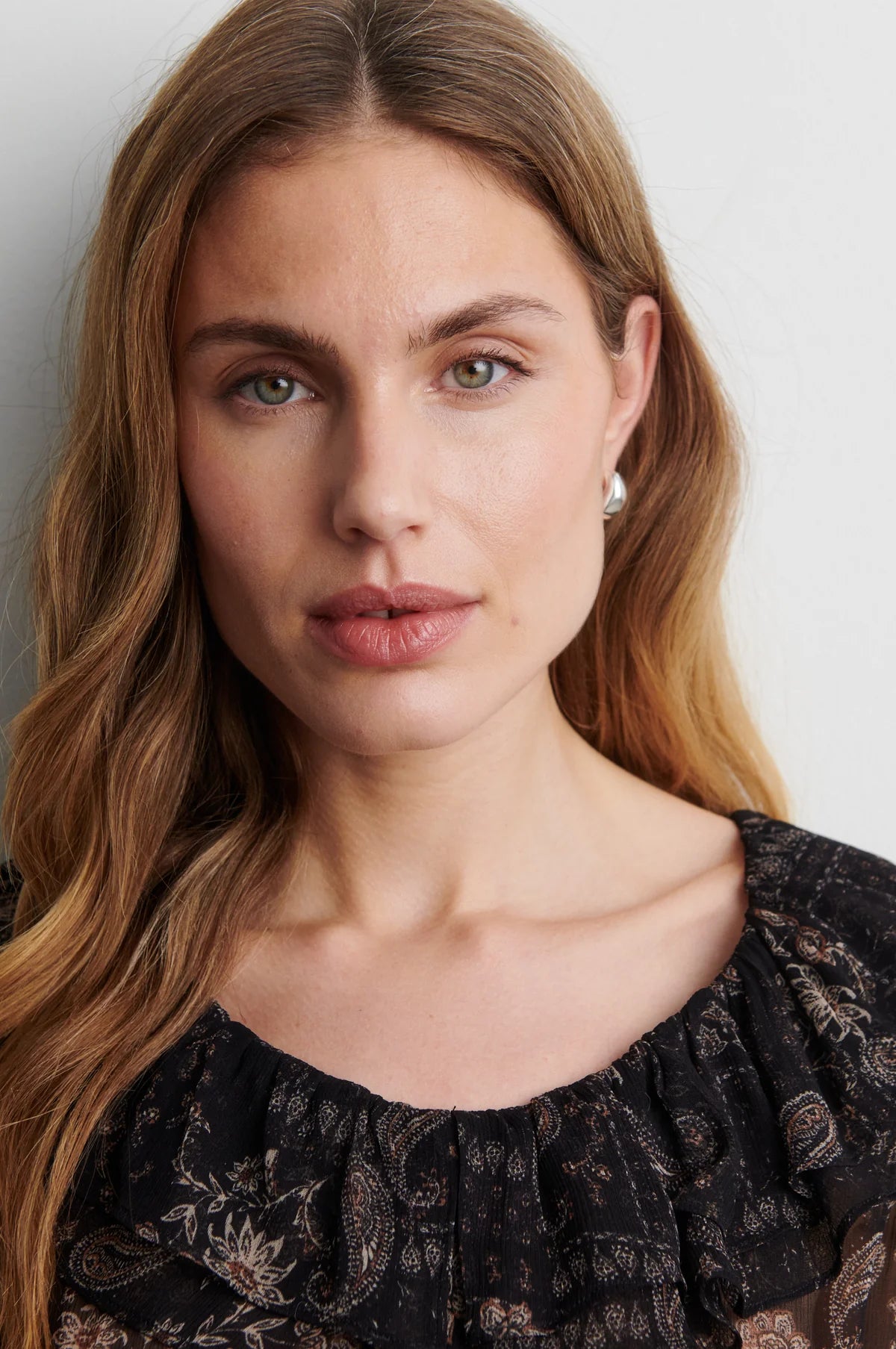 Paislia Frill Blouse