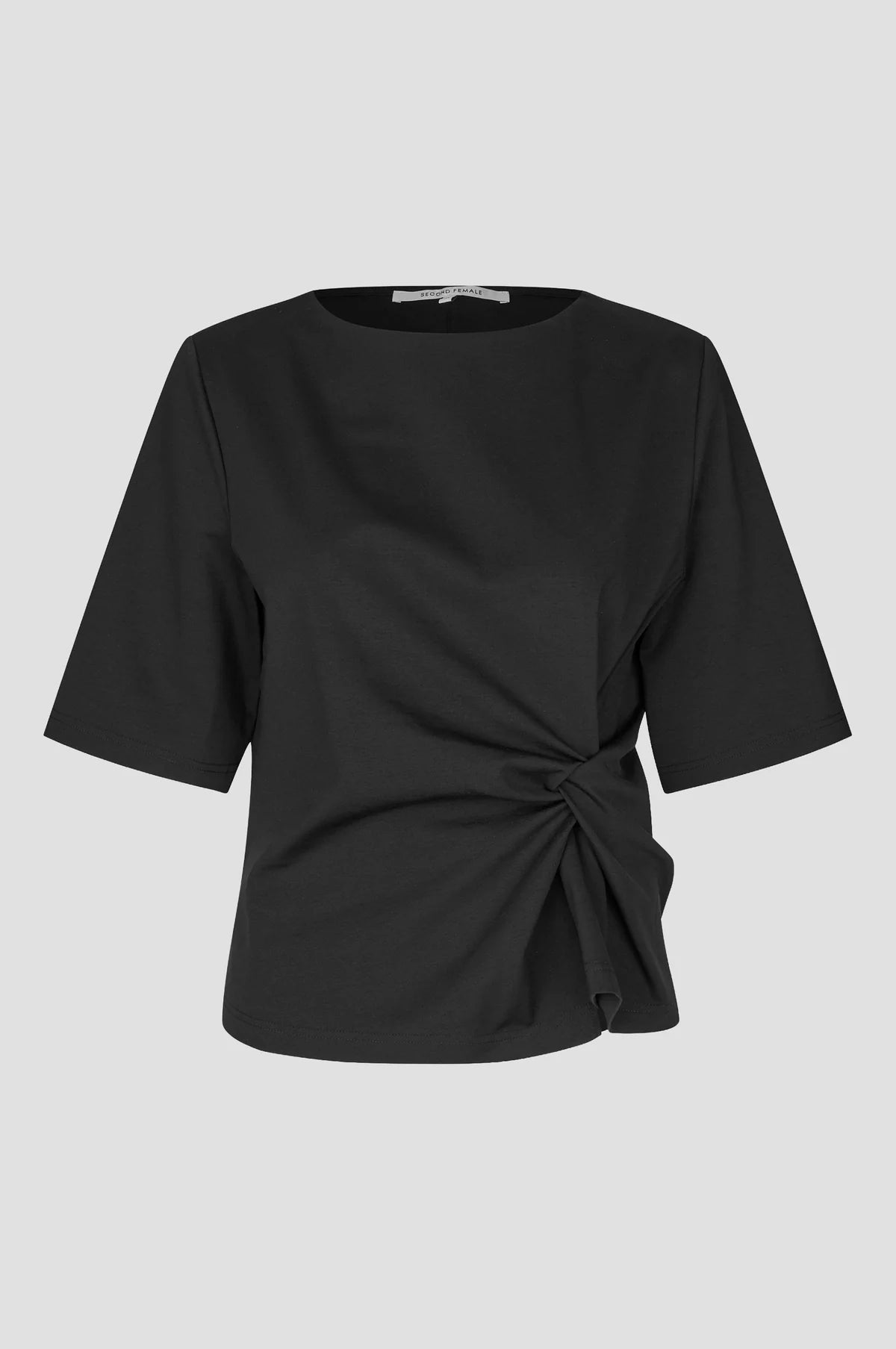 Arkai Drape Tee in black