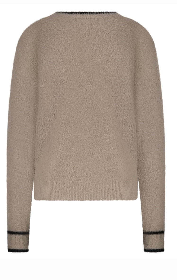 Fluffy Sweater & Contrast Clay/Black