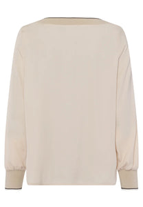 Blouse in elegant satin in sand varied