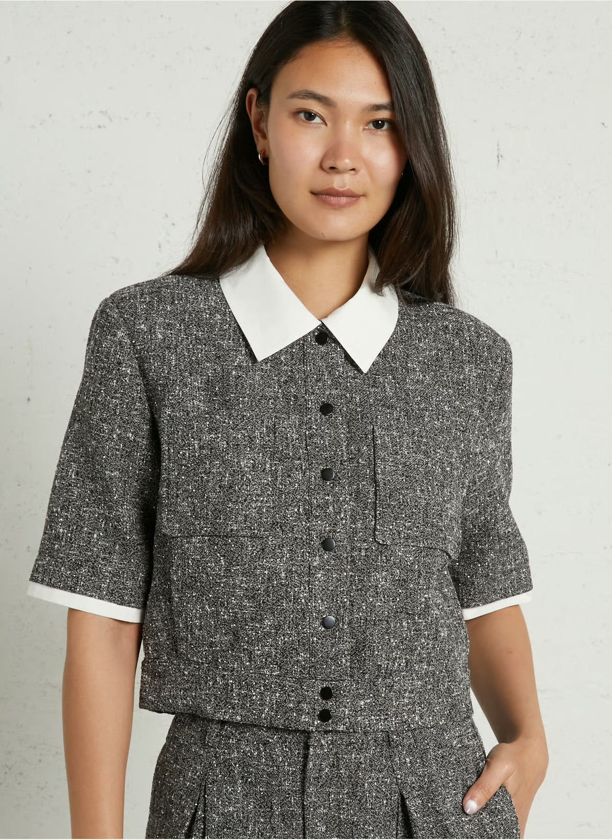 Suncoo
Straight-cut jacket with classic collar - Black – LINO