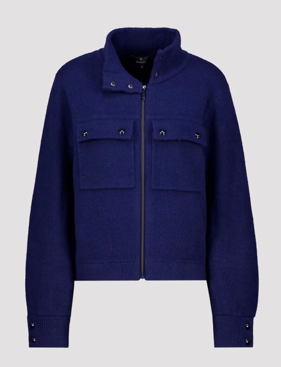 CARDIGAN WITH FLAP POCKETS
COLOR: Classic navy