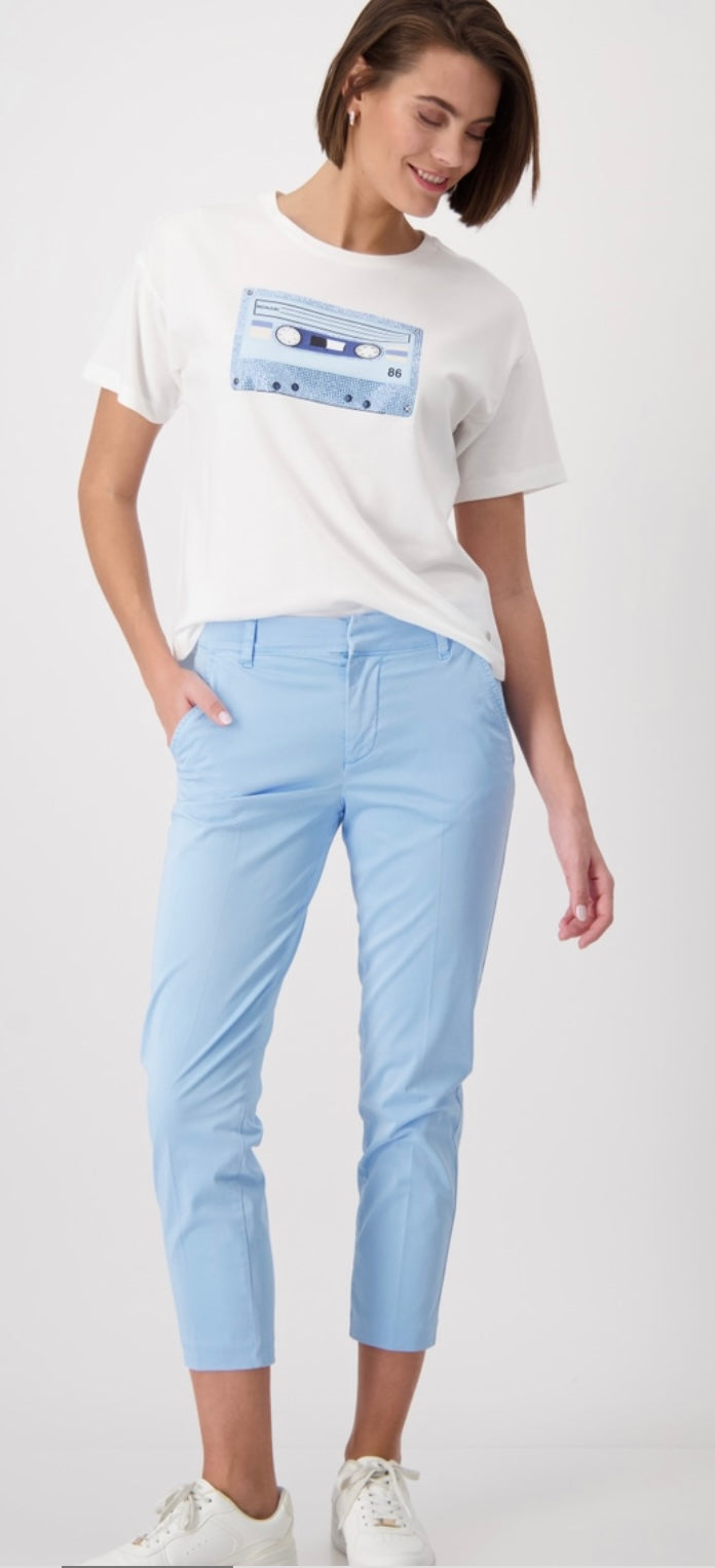 BUSINESS CHINOS
COLOR: Spring water