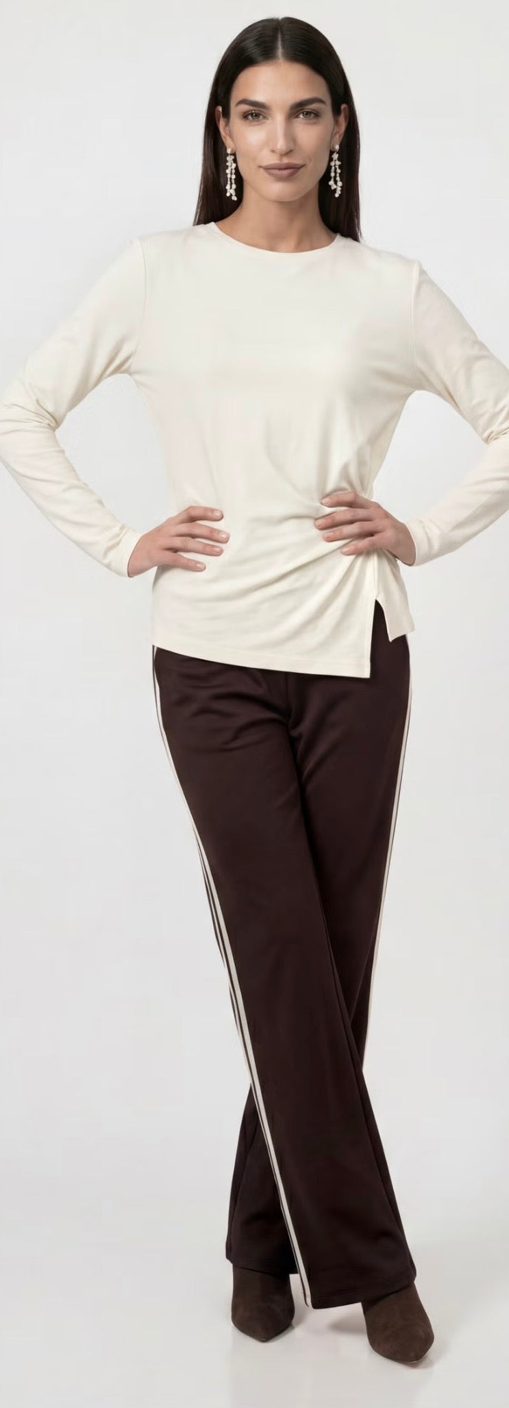 NEW LONG-SLEEVE SHIRT WITH KNOT DETAIL
COLOR: Antique white