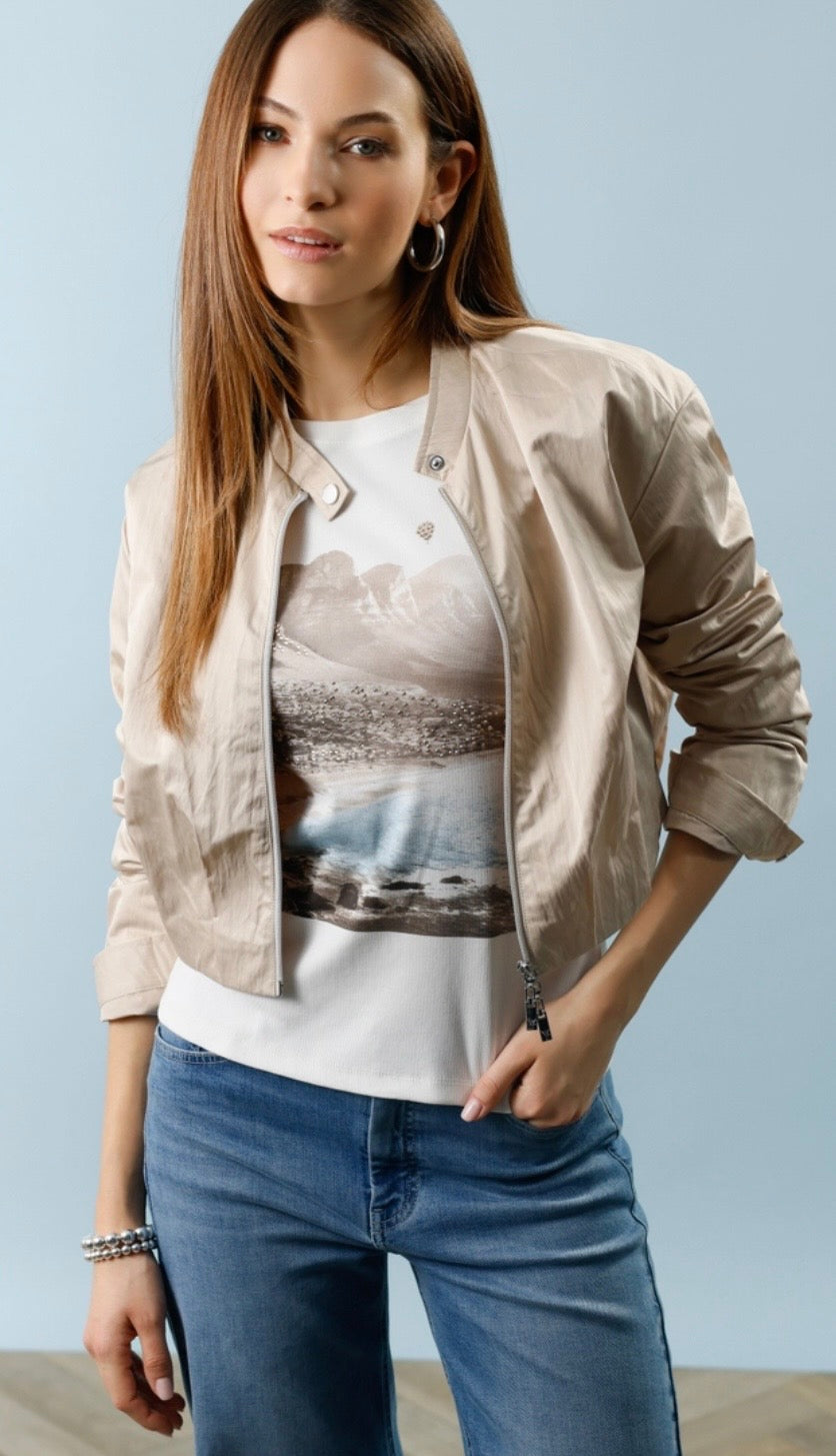 NEW NYLON JACKET
COLOR:SAND