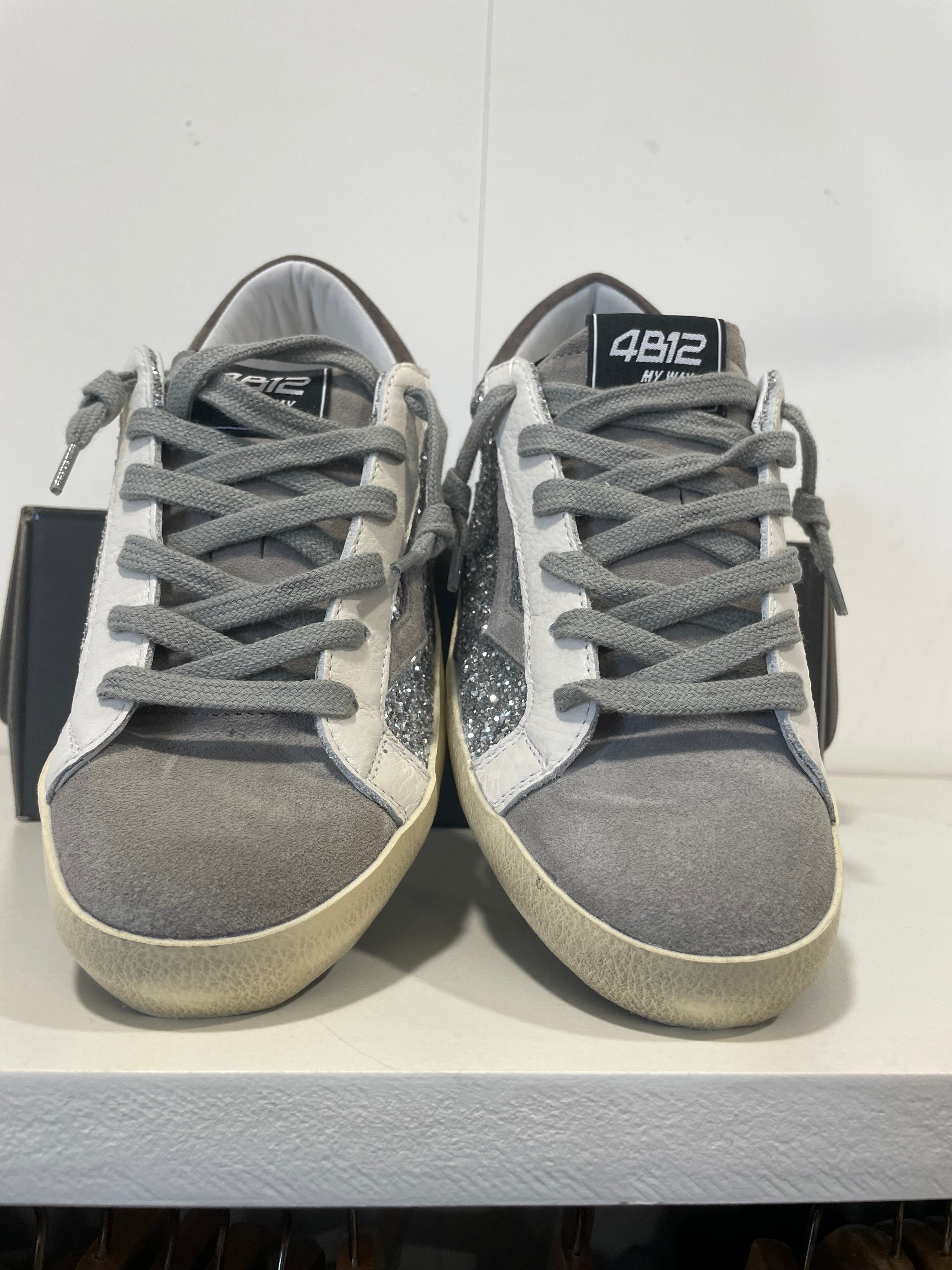 4B12 sneaker codice supreme D8021