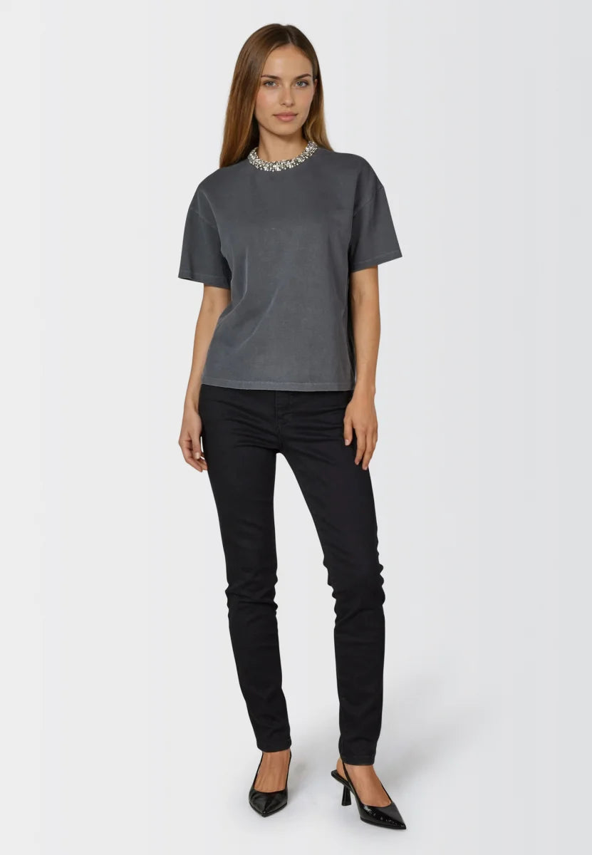 Charcoal T-shirt with sequins and embroidery