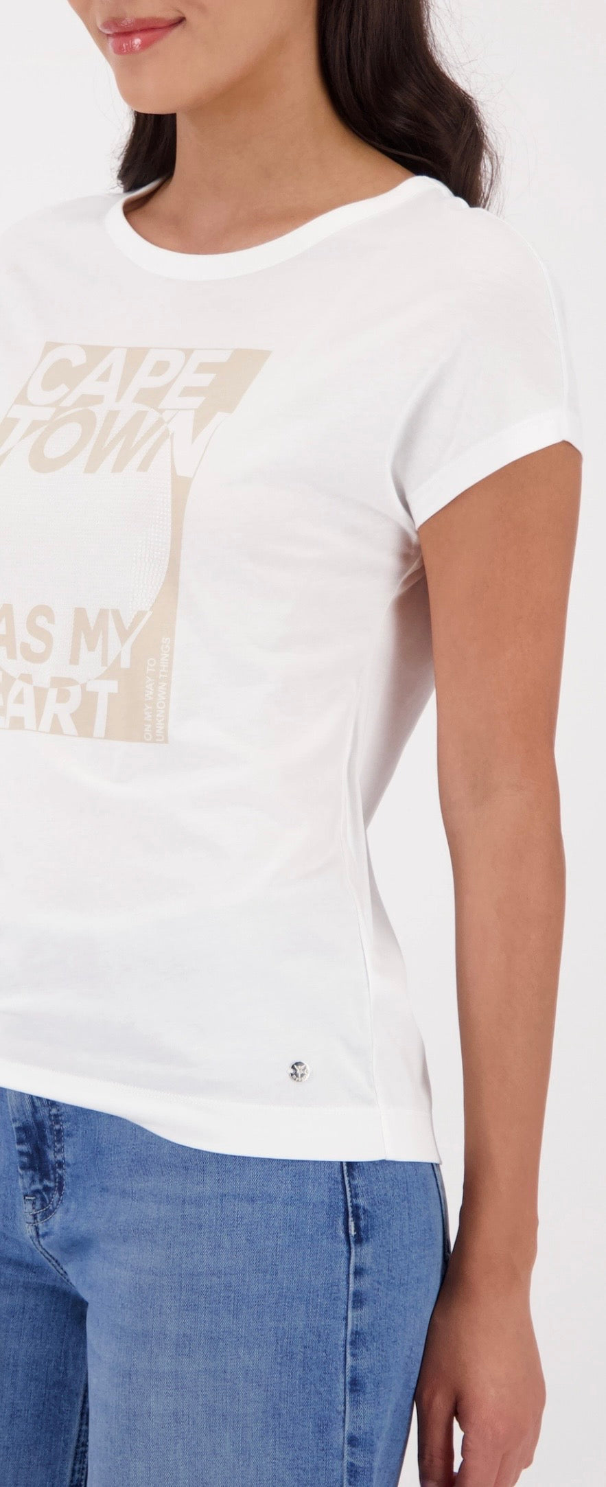 NEW T-SHIRT WITH LETTERING IN OFF WHITE