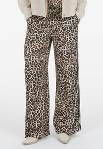 Pyjama trousers with leoprint and stripes
