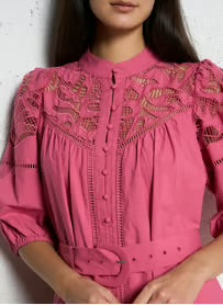 Suncoo
Short lace belted dress - Pink – CATY
