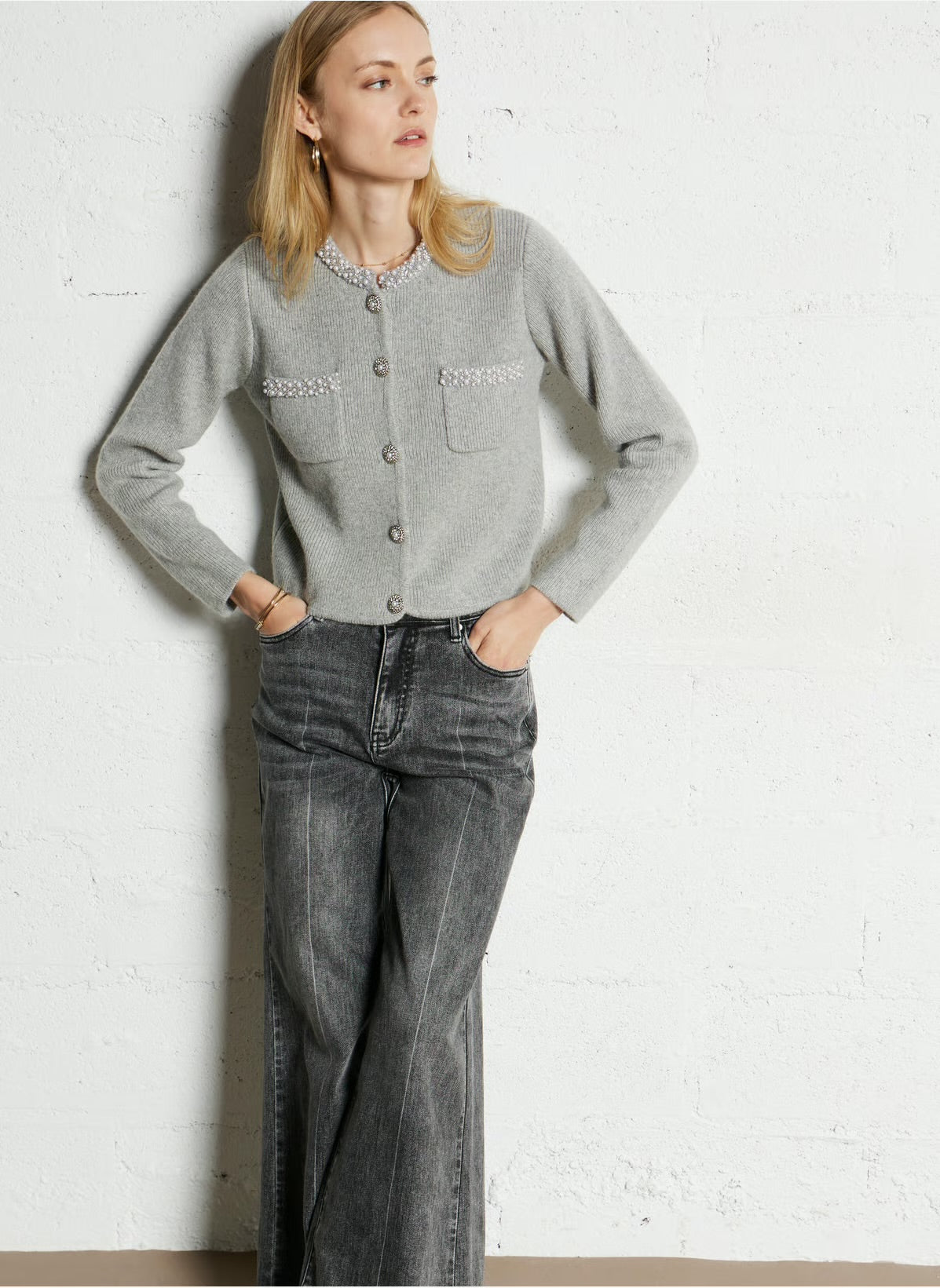 Suncoo
Round-neck mixed-knit cardigan - Grey – GILET GARVI