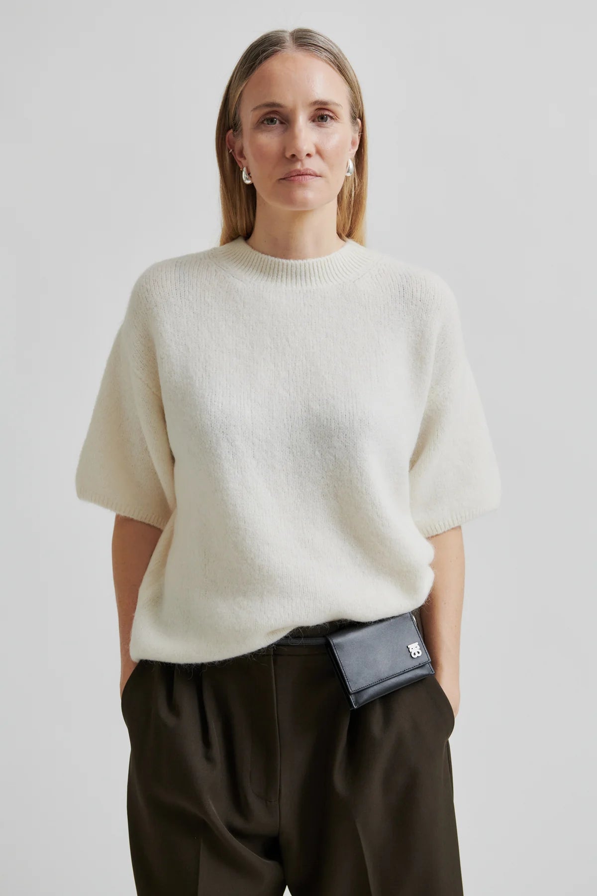 Wanda Knit O-Neck in dark chalk