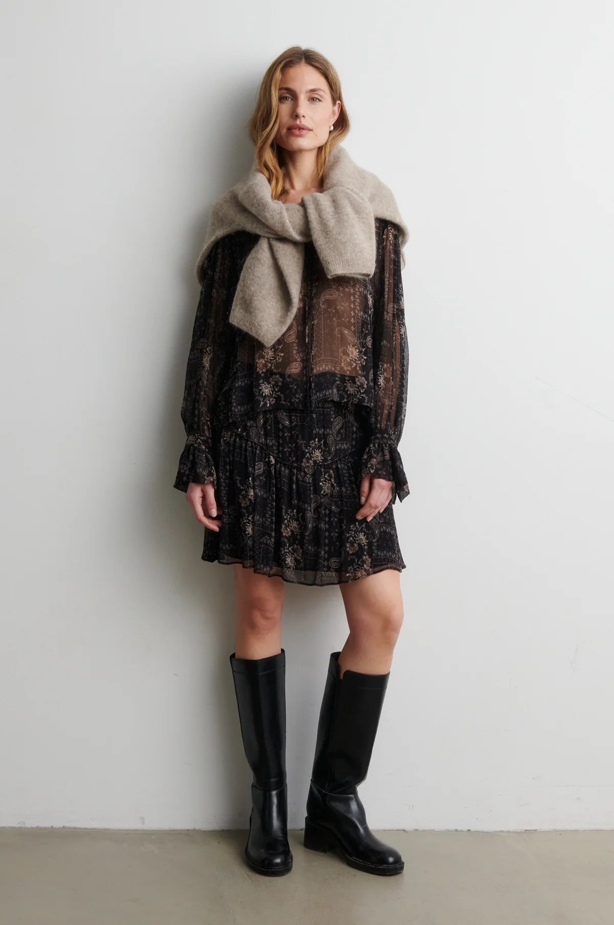 Paislia Frill Blouse
