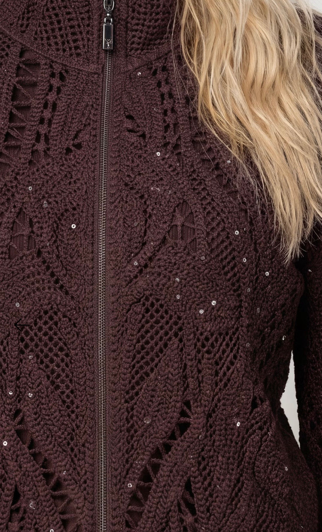 NEW CARDIGAN WITH CORNELLY PATTERN
COLOR: Black coffee