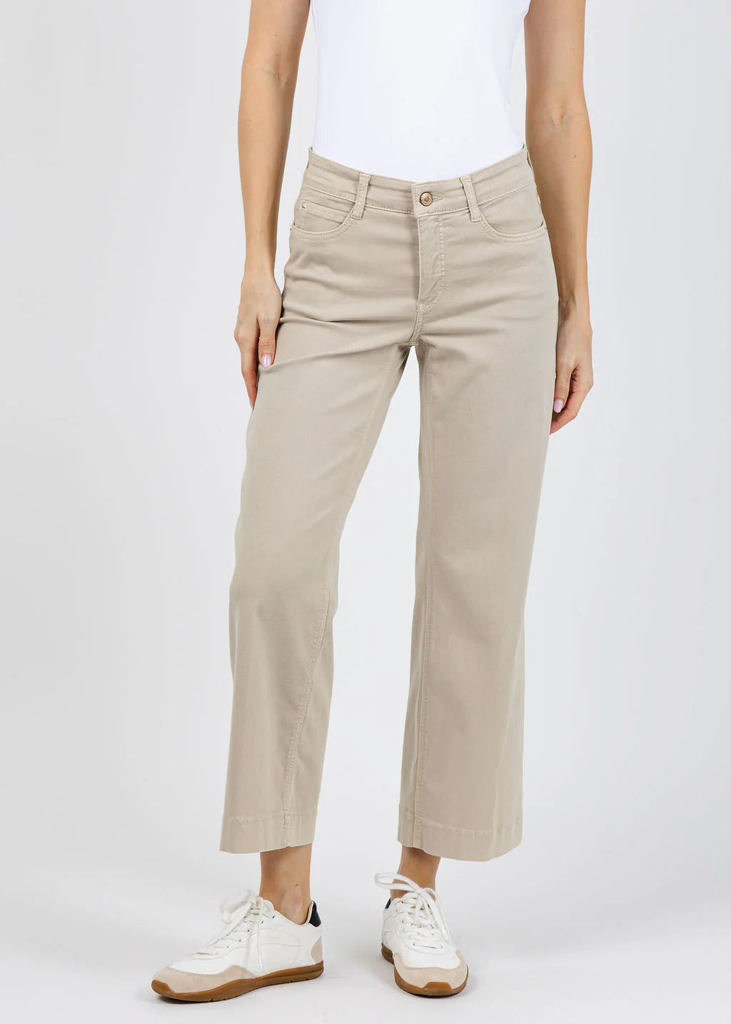 MAC
Dream Wide Crop Wonderlight Jeans - Smoothly Beige