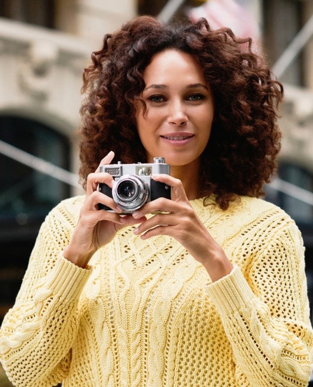 NEWAJOUR KNITTED SWEATER
COLOR: Pastel yellow