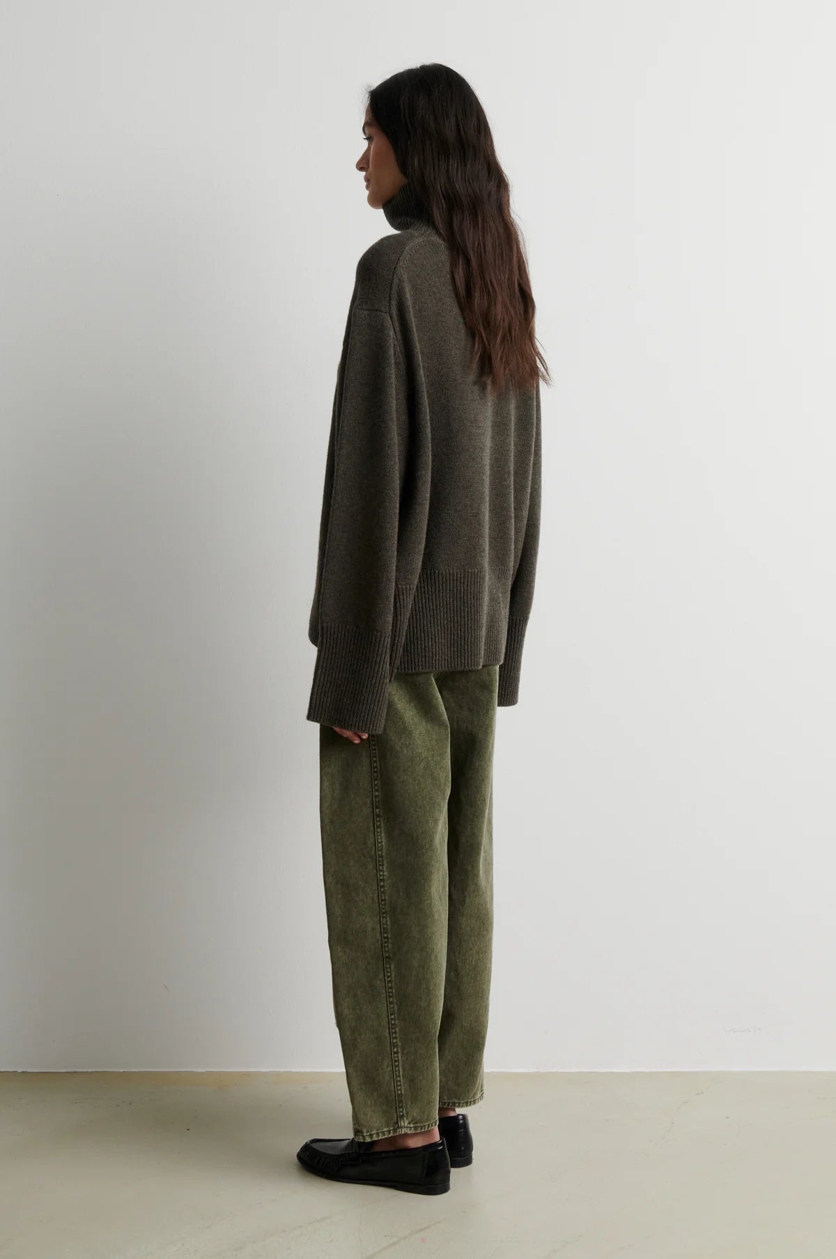 Alpha Knit T-Neck in black olive