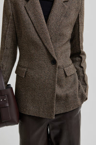 Emi Fitted Blazer in Delicio