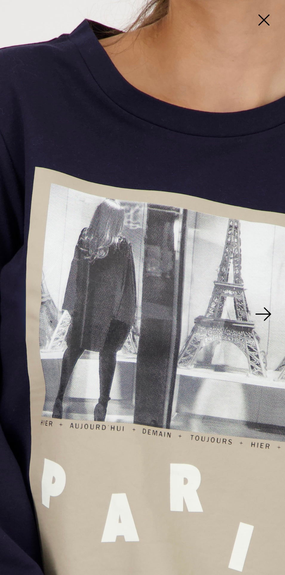 NEWLONG-SLEEVED SHIRT WITH POLAROID PRINT
COLOR: Night sky