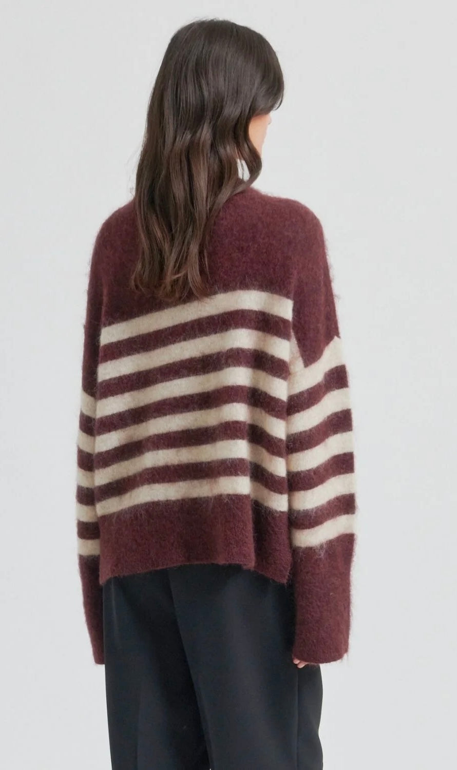 Second Female - Ovalana Knit t-neck - Sassafras/Sand