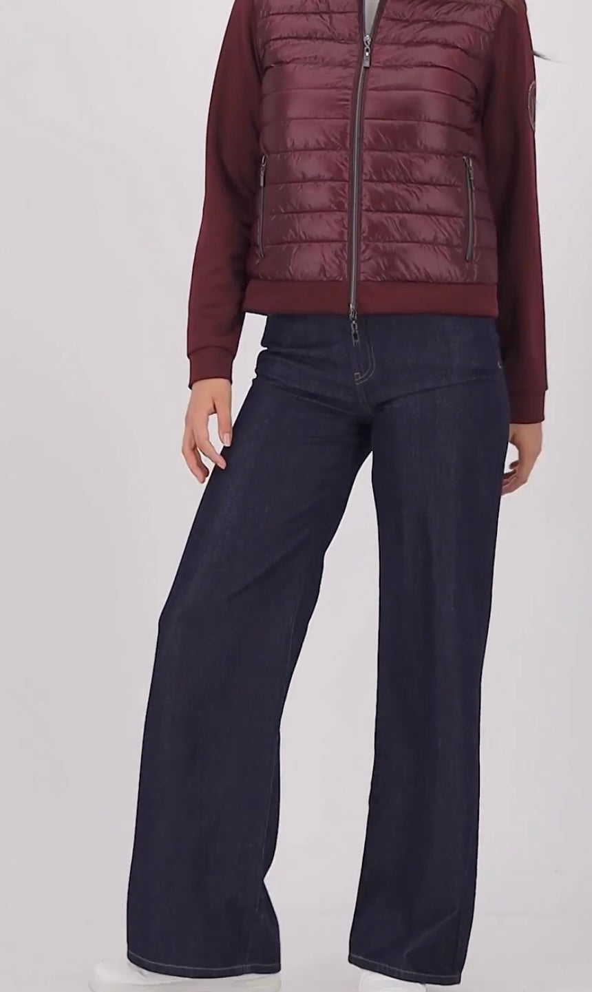 QUILTED JACKET WITH NEOPRENE
COLOR:Bordeaux